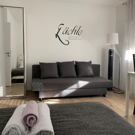 Top Modernes 1-Zimmer-Apartment mit Küche, Parkplatz, kostenfreiem WLAN und Netflix Bad Soden-Salmünster Exterior foto